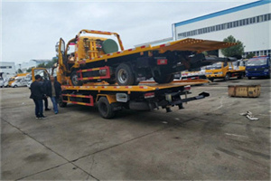 山城区同城汽车补胎